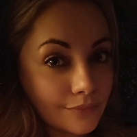 Sarah Milkowski Naken