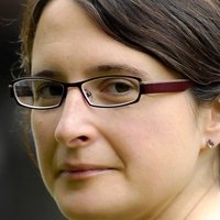 Sarah Moss Naken