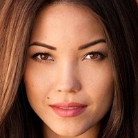 Sarah Oh Naken