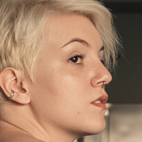 Sarah Souza Naken