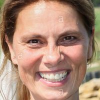 Sarah Wiener Naken