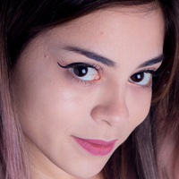 Satin Naken