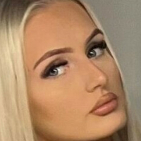 Savannah Gillman Naken