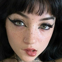 Savannah Skye Naken