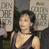 Shakira Caine Naken