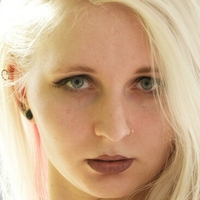 Shannon Suicide Naken