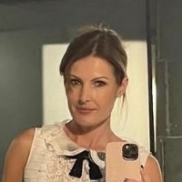 Sheri Nicole Naken