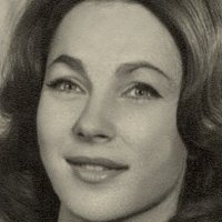 Shirley Anne Field Naken