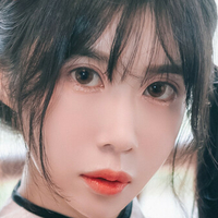 Sia_s2_20 Naken
