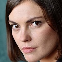 Silvia Busuioc Naken