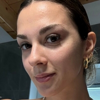 silvialikki Naken