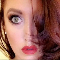 SoCal Val Naken