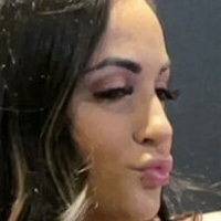 Sofi Ryan Naken