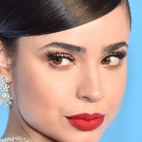 Sofia Carson Naken