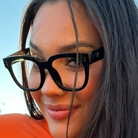 sofialoco18 Naken