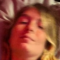 Sophie May Naken