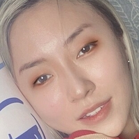 Stella Chu Naken