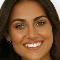 Steph Rayner Naken
