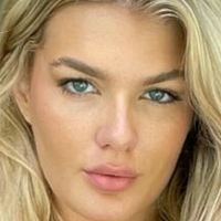 Stephanie Peterson Naken