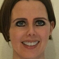 Stephanie Wolf Naken