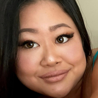Stephanie Yum Naken