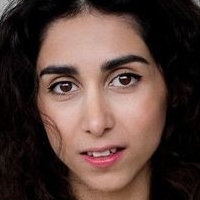 Suri Abbassi Naken