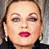 Susanne Widl Naken