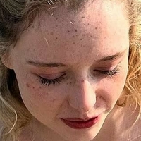 Suzanna Son Naken