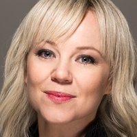 Suzannah McDonald Naken