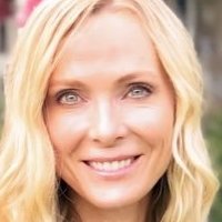 Suzanne Ager Naken