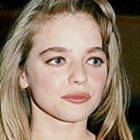 Suzanne Mizzi Naken