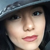 Suzette Vargas Naken