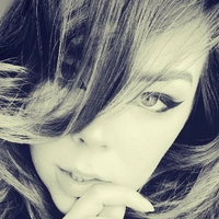 Suzy Berhow Naken