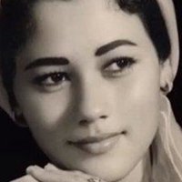 Suzzanna Naken