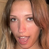 Sylvia Paige Naken