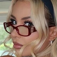 Tana Mongeau Naken
