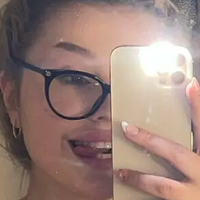 taraharrold Naken