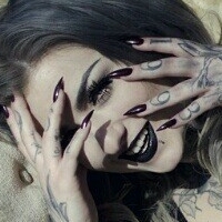 Tattoo Artists Naken