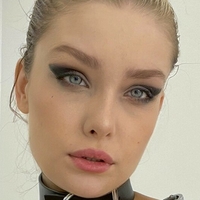 Taylor Allard Naken