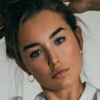 Taylor Bryant Naken