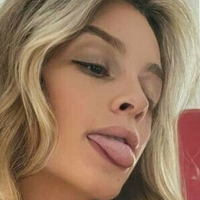 Taylor May Thompson Naken