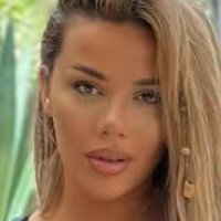 Tayna Naken