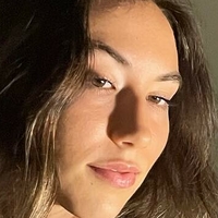 Tessa May Naken