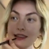 Themaralyn Naken