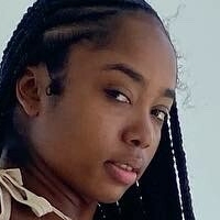 theniknikcourtney Naken