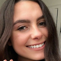 Theresa Naken