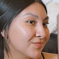 Tia Owenda Naken