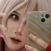 Tiara Lova Naken