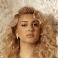 Tori Kelly Naken