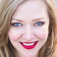 Tracy Ryan Naken